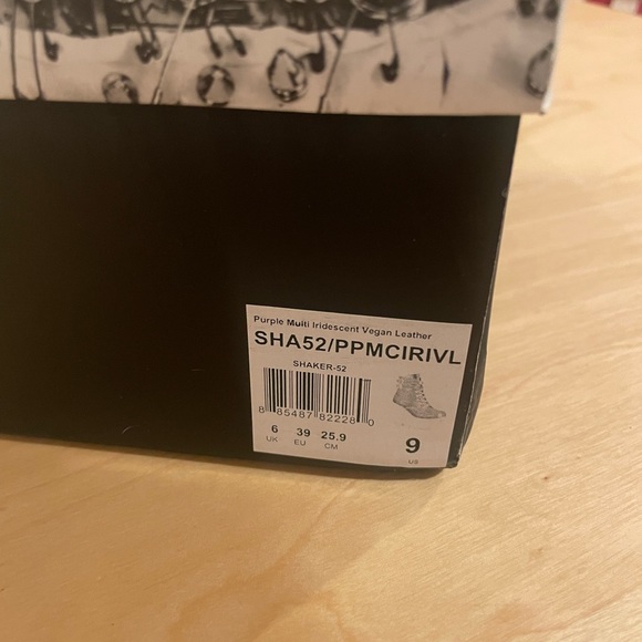 Demonia Shaker-52 iridescent purple size 9 - Picture 2 of 3